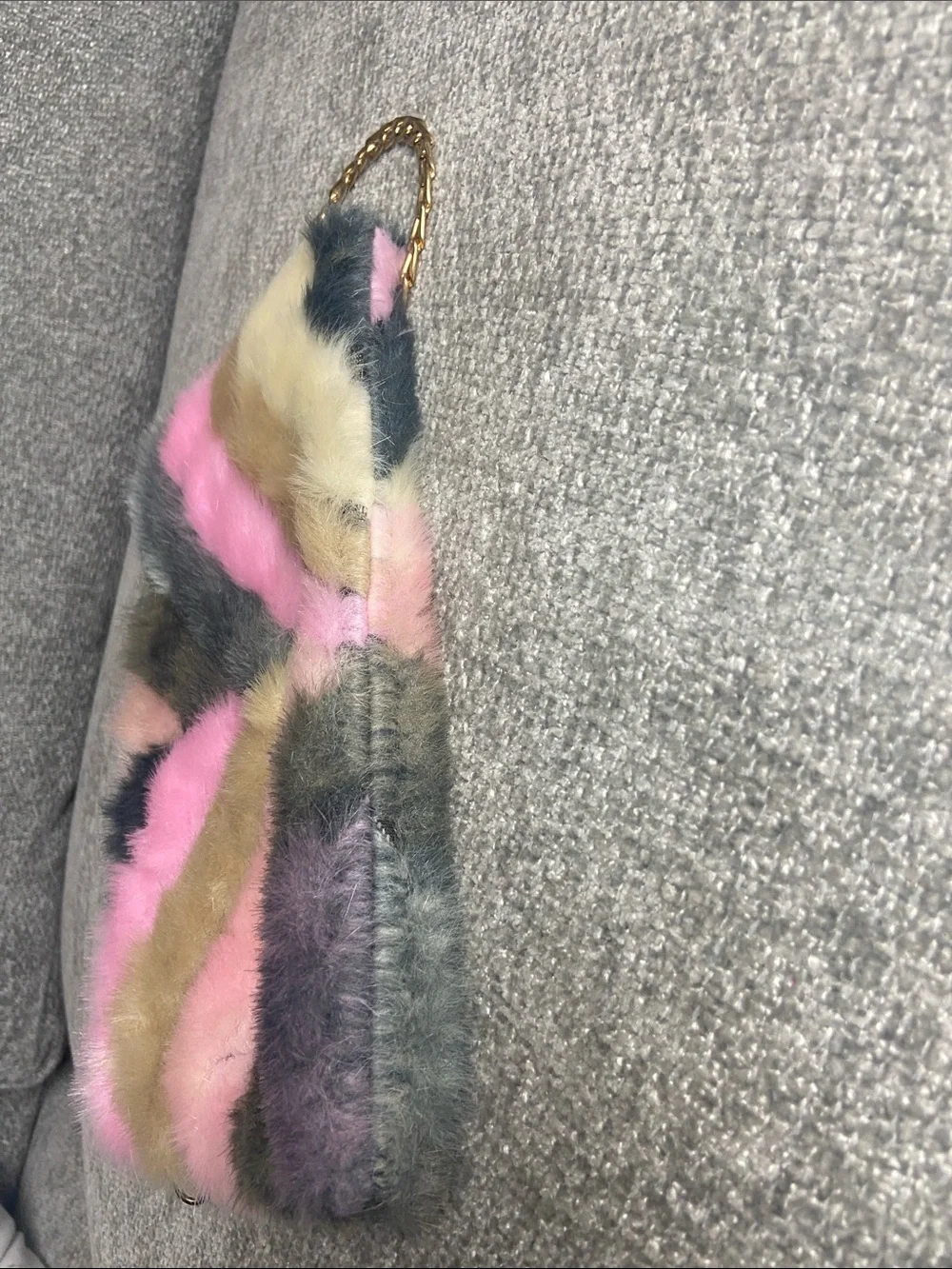 N/A furry bag